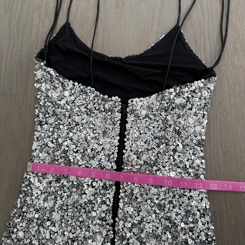 Alice + Olivia Silver Sequin Maxi Dress - Picture 10 of 12